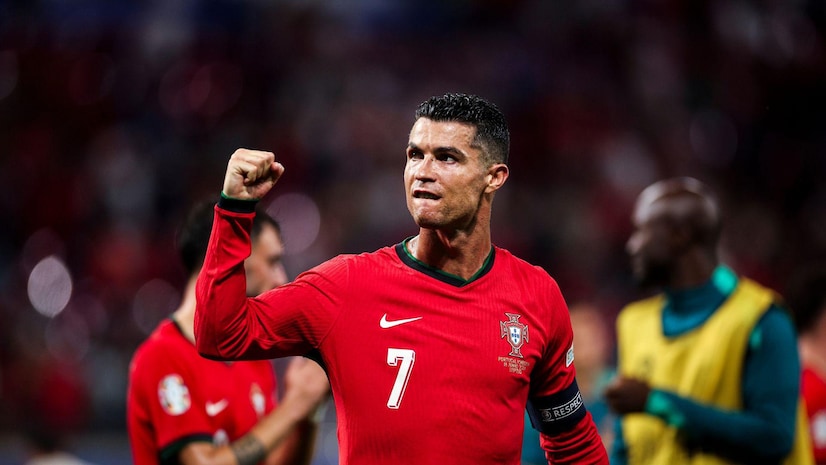 热搜第一！她突然宣布退赛.